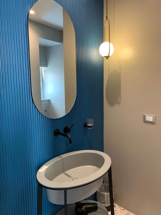 Luciani 33 Luxury Rooms Salerno Luaran gambar
