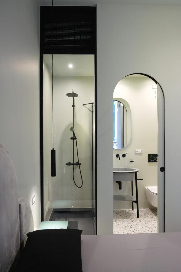 Luciani 33 Luxury Rooms Salerno Luaran gambar