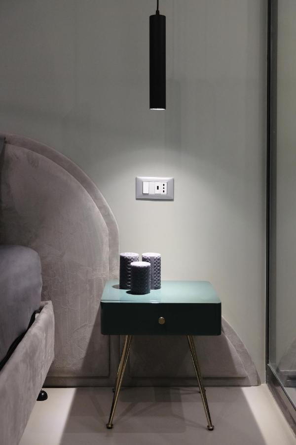 Luciani 33 Luxury Rooms Salerno Luaran gambar