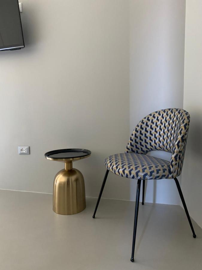 Luciani 33 Luxury Rooms Salerno Luaran gambar