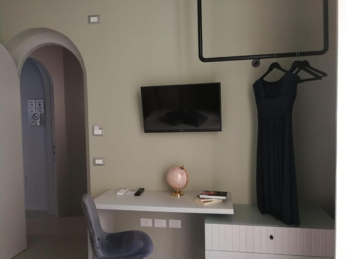 Luciani 33 Luxury Rooms Salerno Luaran gambar